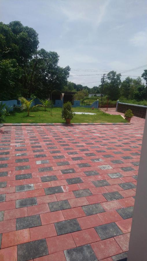 7Th Heaven Kannur Chakkarakkal 外观 照片